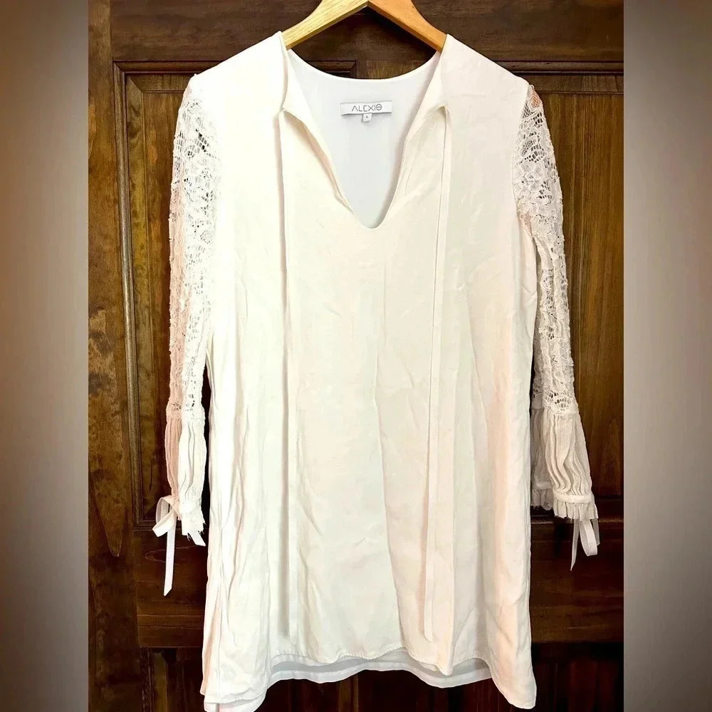 Alexis Cream Lace Sleeve Tunic Dress